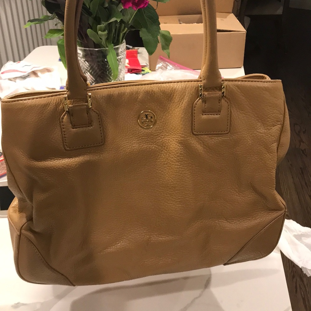 Tory Burch Tote 👜